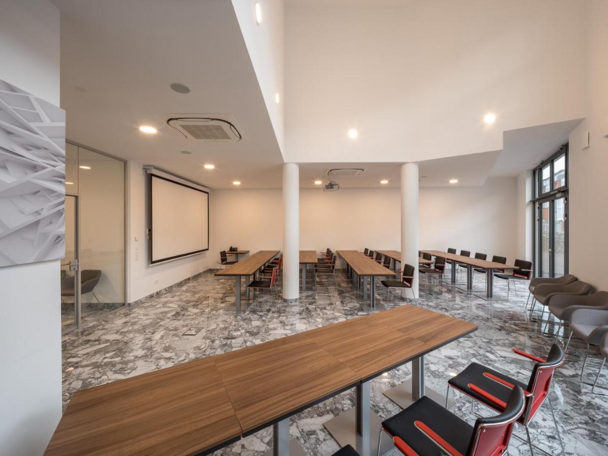 Rs-Hotel - Smart & Modern Hotel Apartments Брюль Экстерьер фото